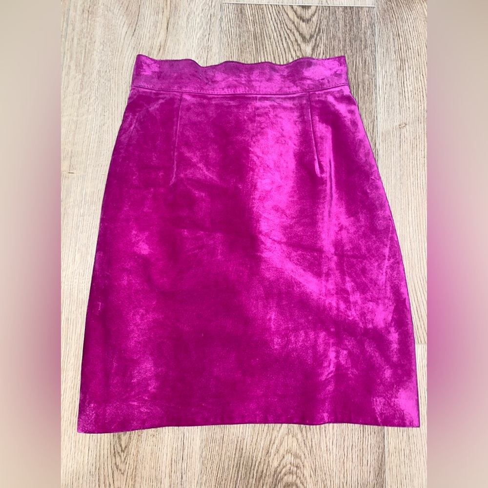 Vintage Suede Fuchsia Danier pencil skirt - Picture 4 of 5